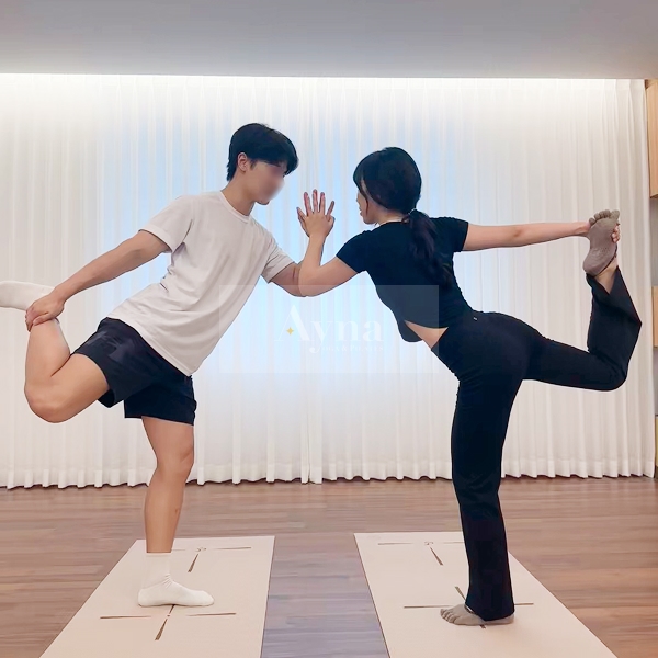 아이나 요가&필라테스 커플 요가 수업 사진 5